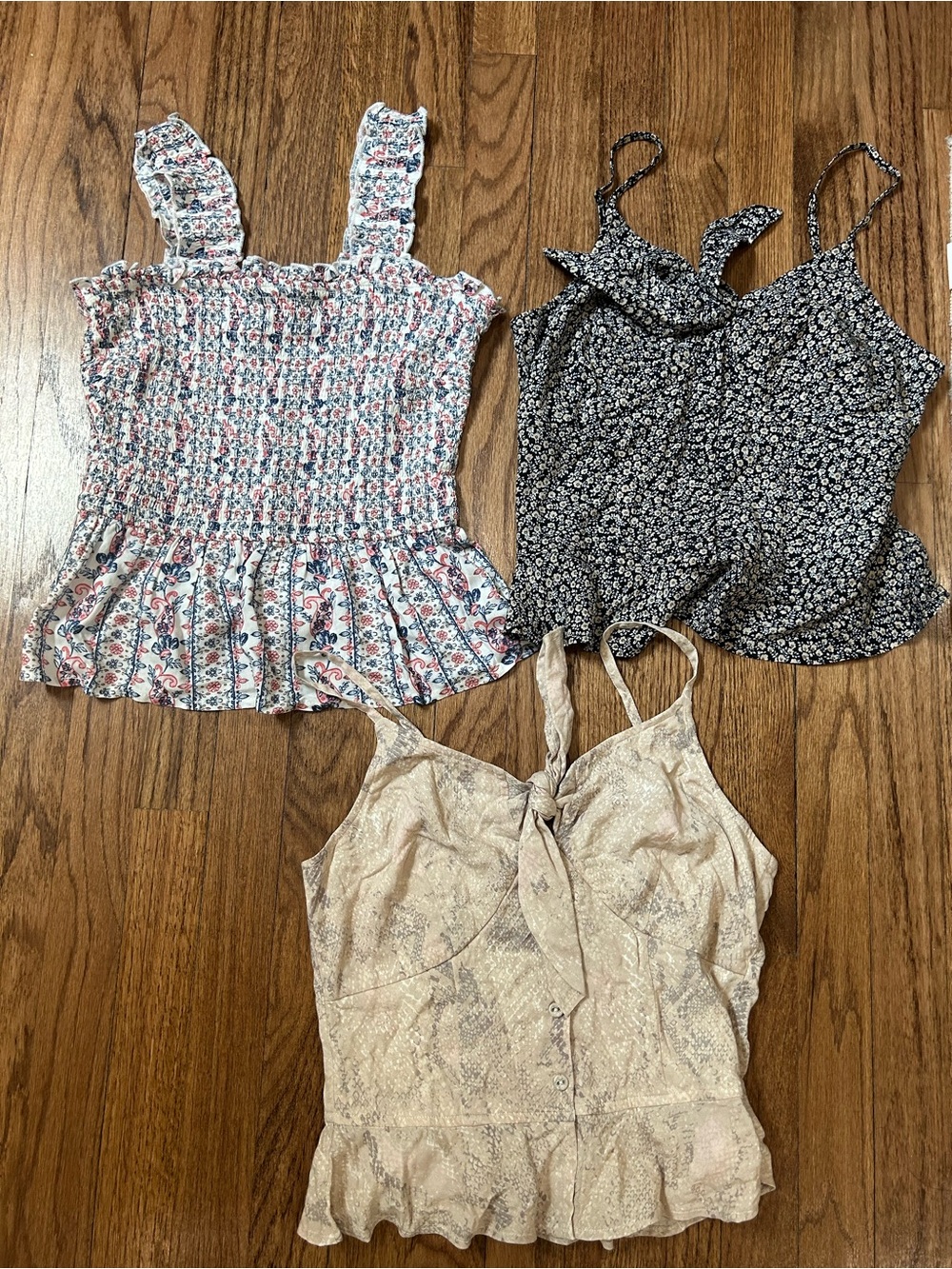 Tops bundle 3pcs floral Tank Top  size M